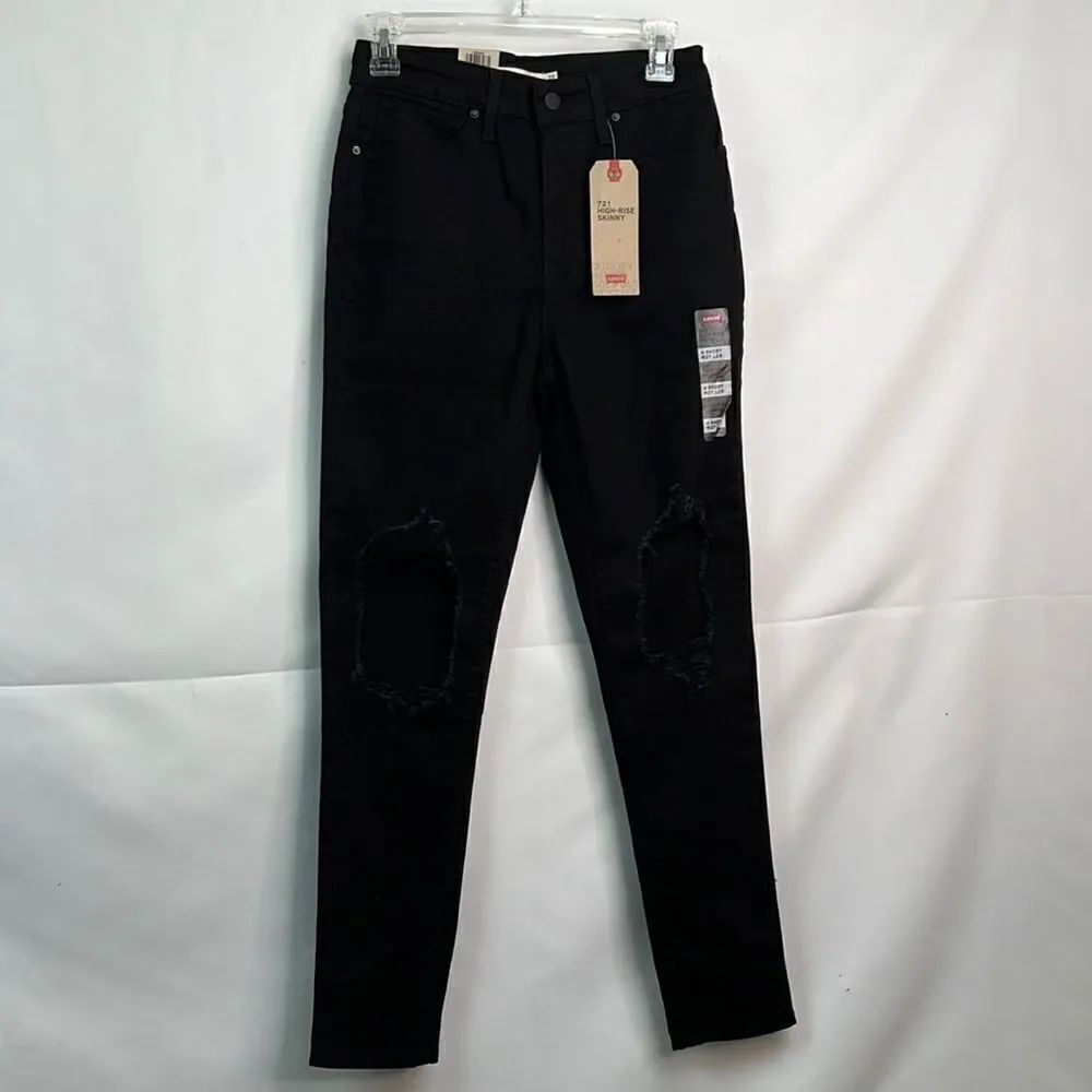 Levi’s 721 black high-rise skinny stretch distressed knee jeans size 4short NWT